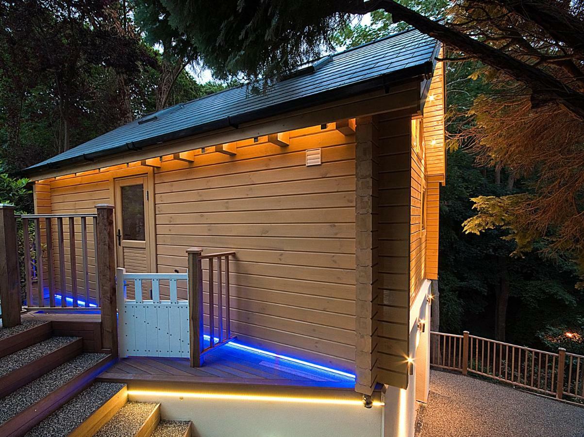 Вілла Alum Chine Log Cabin Борнмут Екстер'єр фото